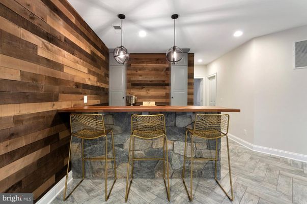 Interior, Pendant Lights, Recessed Lighting, Wood Texture Flooring, Wooden Walls