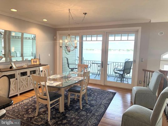Chandelier, Dining room, Interior, Recessed Lighting, Wood Texture Flooring