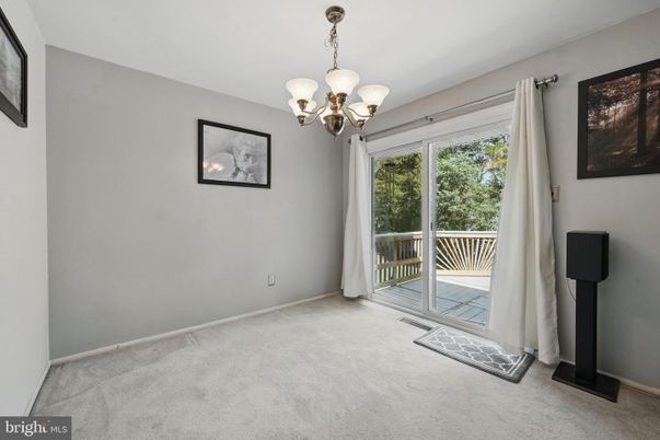 Chandelier, Empty room, Interior