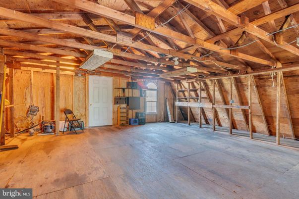 Empty room, Interior, Wooden Beams, Wooden Ceilings, Wooden Walls