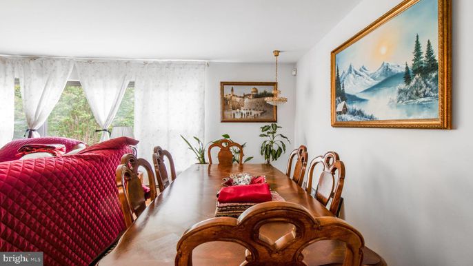 Dining room, Interior