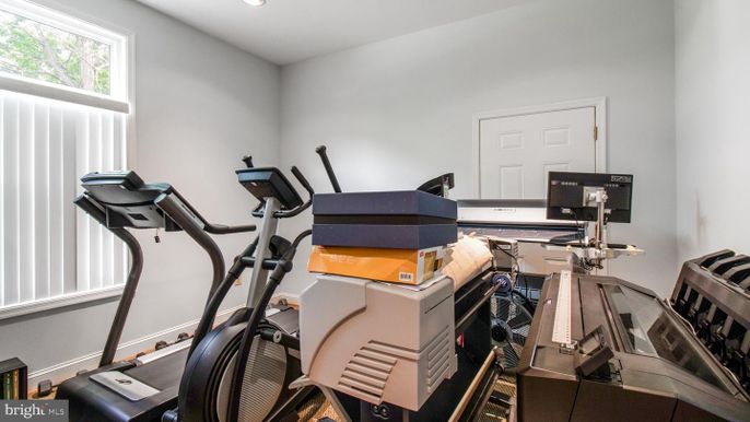 Fitness Equipment, Interior, Recessed Lighting