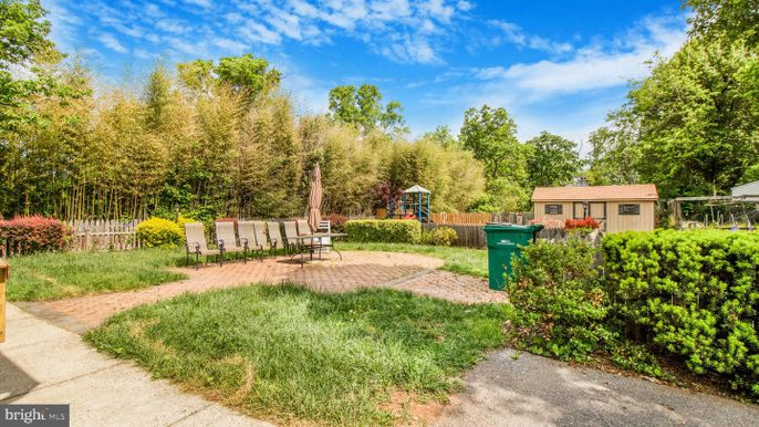 Backyard, Exterior, Playground
