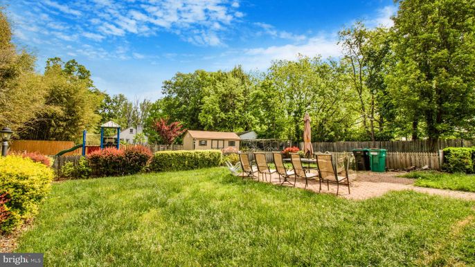 Backyard, Exterior, Playground