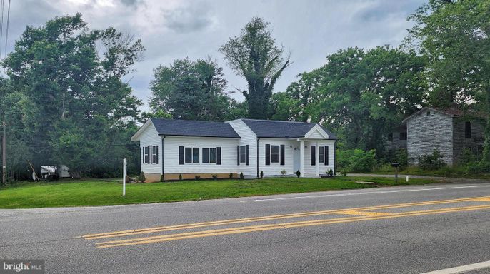 Exterior, Facade, Cape Cod