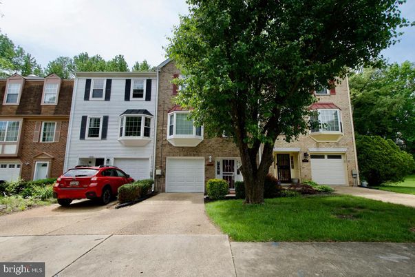 Attached, Exterior, Facade, Brick Facade, Rowhouse