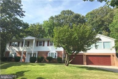 Attached, Backyard, Exterior, Facade, Raised Ranch