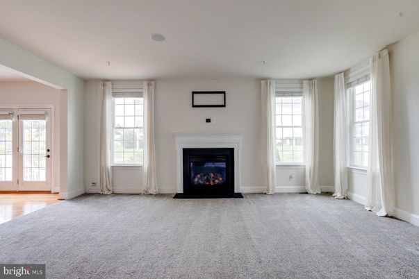 Empty room, Fireplace, Interior