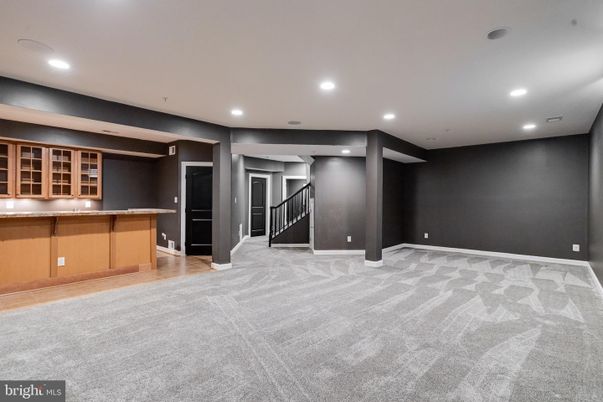 Empty room, Interior, Recessed Lighting