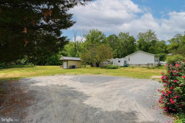 Backyard, Detached Garage, Exterior