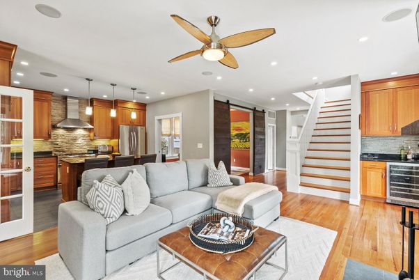 Interior, Kitchen, Living room, Pendant Lights, Recessed Lighting, Stainless Steel Appliances, Wood Texture Flooring