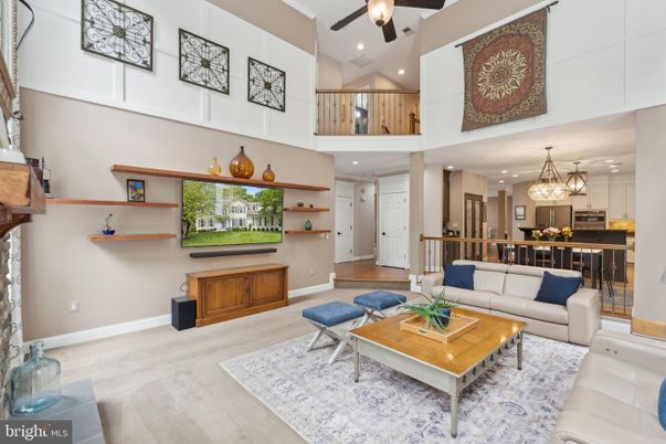 Chandelier, Interior, Kitchen, Living room, Recessed Lighting, Wood Texture Flooring