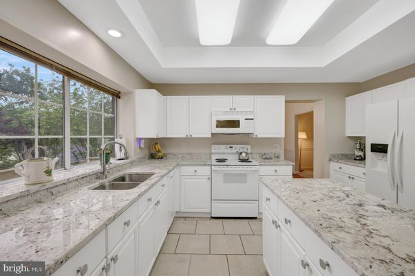 Interior, Kitchen, Recessed Lighting
