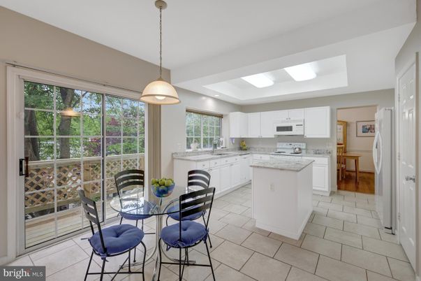Dining room, Interior, Kitchen, Pendant Lights, Recessed Lighting