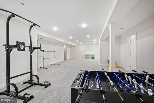 Fitness Equipment, Interior, Recessed Lighting