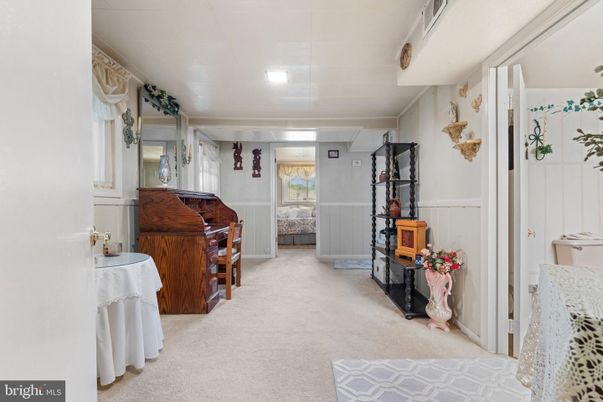 Interior, Piano, Recessed Lighting