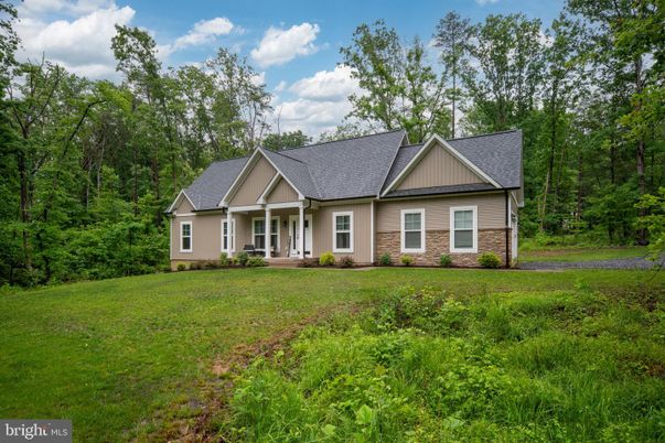 Backyard, Exterior, Facade, Farmhouse