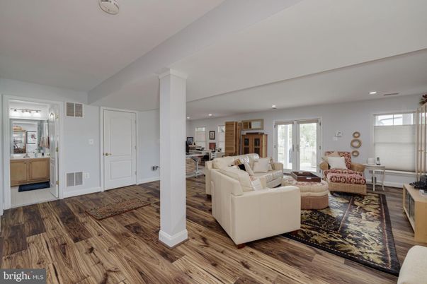 Interior, Kitchen, Living room, Recessed Lighting, Wood Texture Flooring