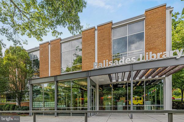 Exterior, Facade, Brick Facade, Modern