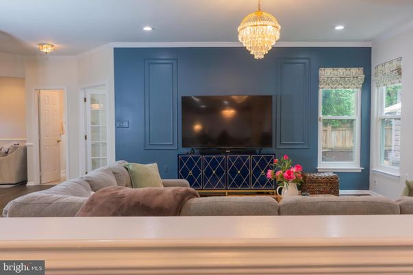 Chandelier, Interior, Living room, Recessed Lighting, Wood Texture Flooring