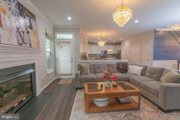 Chandelier, Interior, Kitchen, Living room, Recessed Lighting, Wood Texture Flooring