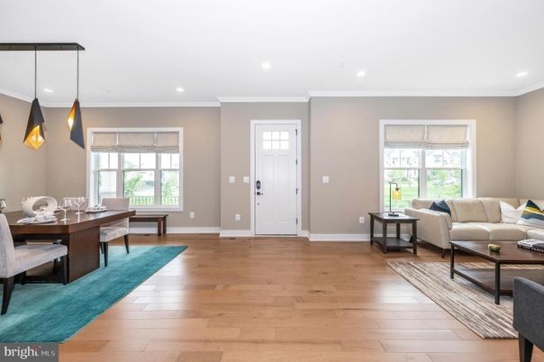 Dining room, Interior, Living room, Pendant Lights, Recessed Lighting, Wood Texture Flooring