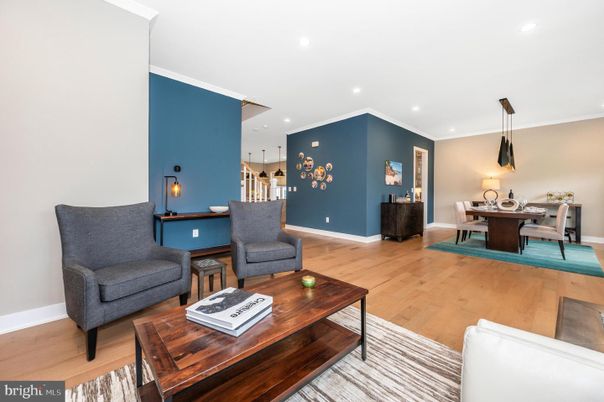 Dining room, Interior, Living room, Pendant Lights, Recessed Lighting, Wood Texture Flooring