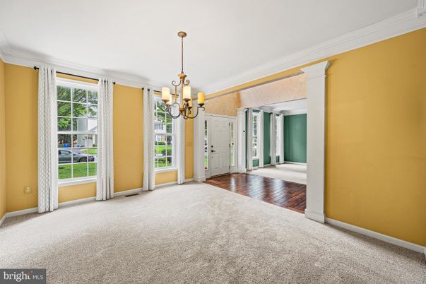 Chandelier, Empty room, Interior, Wood Texture Flooring