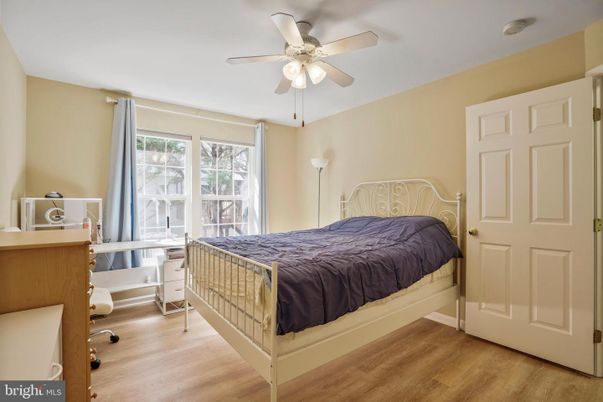 Bedroom, Home Office, Interior, Wood Texture Flooring