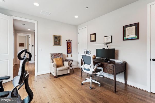 Home Office, Interior, Recessed Lighting, Wood Texture Flooring