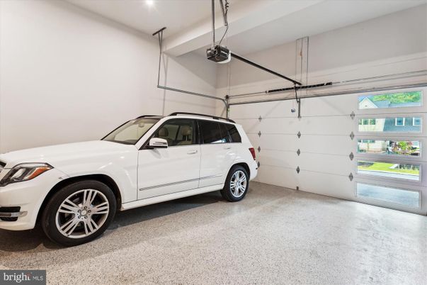 Garage, Interior, Recessed Lighting
