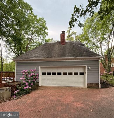 Detached Garage, Exterior