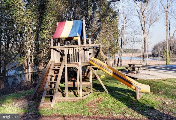 Backyard, Exterior, Playground