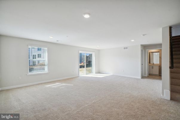 Empty room, Interior, Recessed Lighting