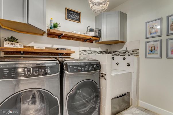 Interior, Washer