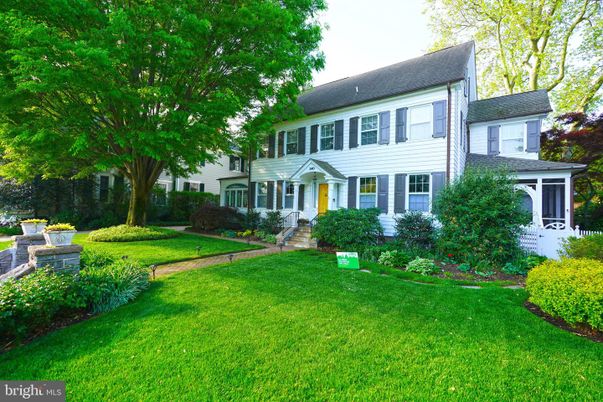 Backyard, Exterior, Facade, Georgian