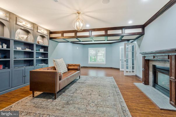 Fireplace, Interior, Pendant Lights, Recessed Lighting, Wood Texture Flooring
