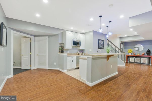 Interior, Kitchen, Pendant Lights, Recessed Lighting, Wood Texture Flooring