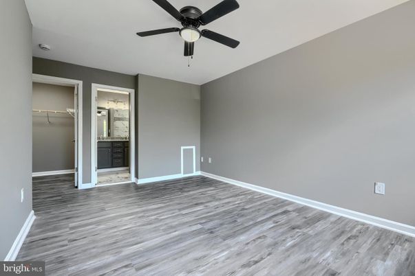 Empty room, Interior, Walk-in Closets, Wood Texture Flooring