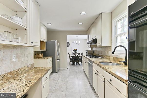 Chandelier, Dining room, Interior, Kitchen, Pendant Lights, Recessed Lighting