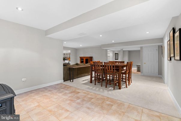 Dining room, Interior, Recessed Lighting
