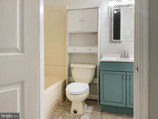 Bathroom, Interior