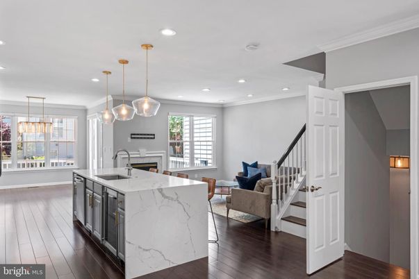 Interior, Kitchen, Living room, Pendant Lights, Recessed Lighting, Wood Texture Flooring