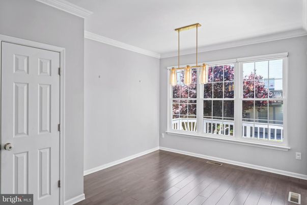 Empty room, Interior, Pendant Lights, Wood Texture Flooring