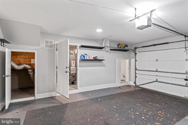 Garage, Interior, Recessed Lighting