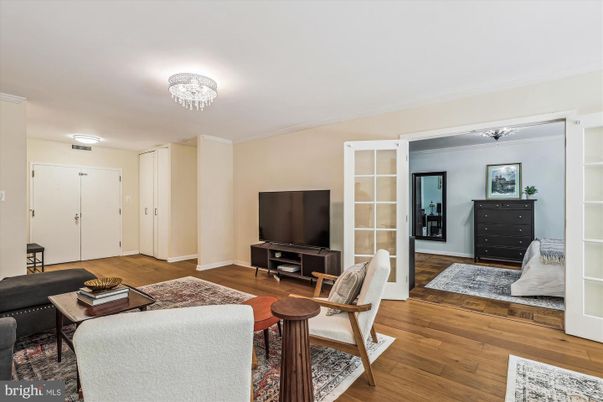 Chandelier, Interior, Living room, Wood Texture Flooring