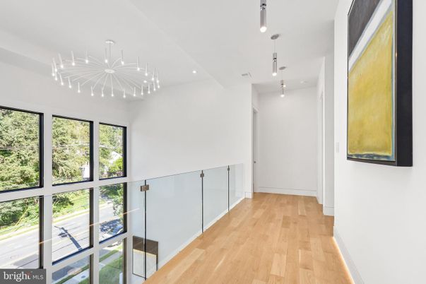 Interior, Pendant Lights, Recessed Lighting, Wood Texture Flooring