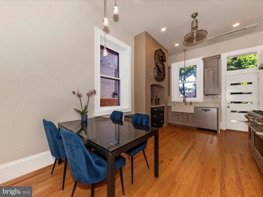 Dining room, Interior, Kitchen, Pendant Lights, Recessed Lighting, Wood Texture Flooring
