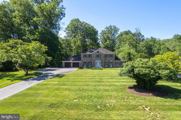 Backyard, Exterior, Facade, Brick Facade, Georgian