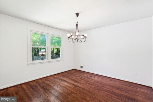 Chandelier, Empty room, Interior, Wood Texture Flooring